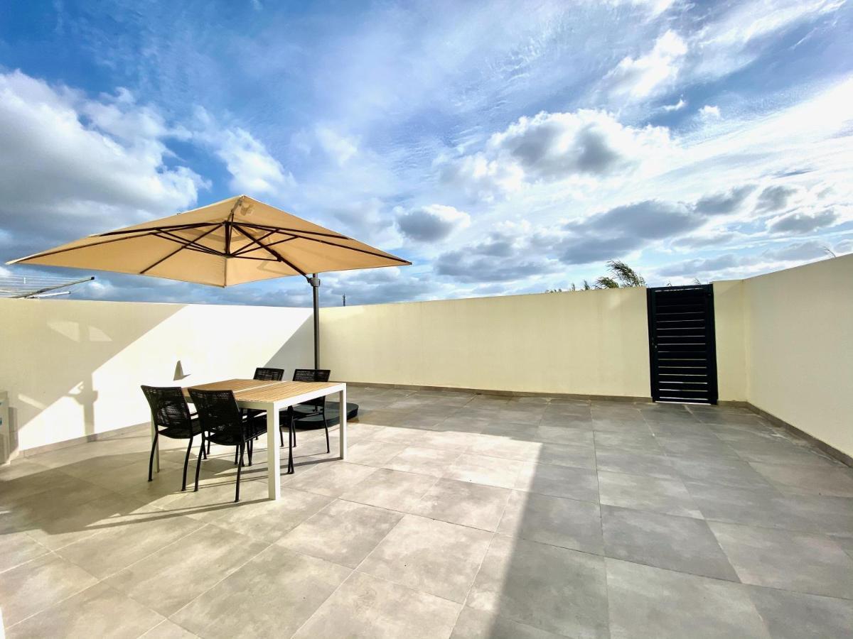 The Sunny Dune - Luxury Apartment W/ Pool & Private Terrace Ferrel  Exterior foto